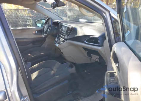 2017 Chrysler Pacifica Lx из США, поврежденный, VIN 2C4RC1CG4HR502976